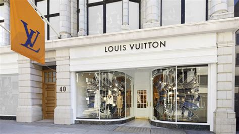 louis vuitton london prices|Louis Vuitton boutique in London.